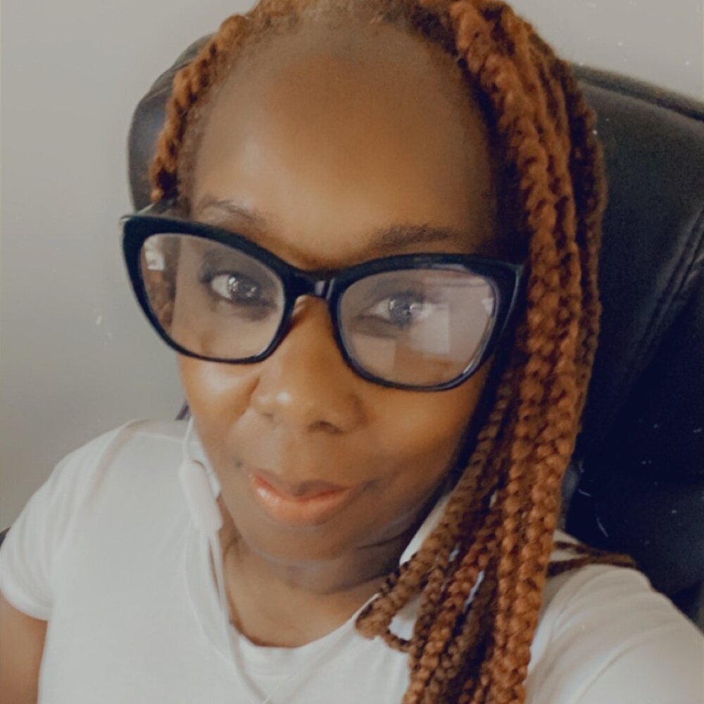 MEET YOUR POSHER - NOT 4 SALE, UNLESS YOU'RE A GREAT GUY, LOVE KIDS AND CAN COOK